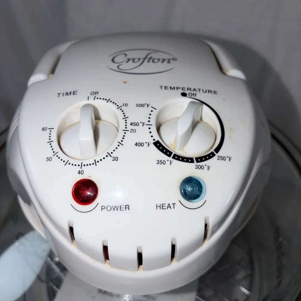 CROFTON‎ Turbo Convection Oven 3 gallon Glass 1300 Watt Cooks With Light !!!